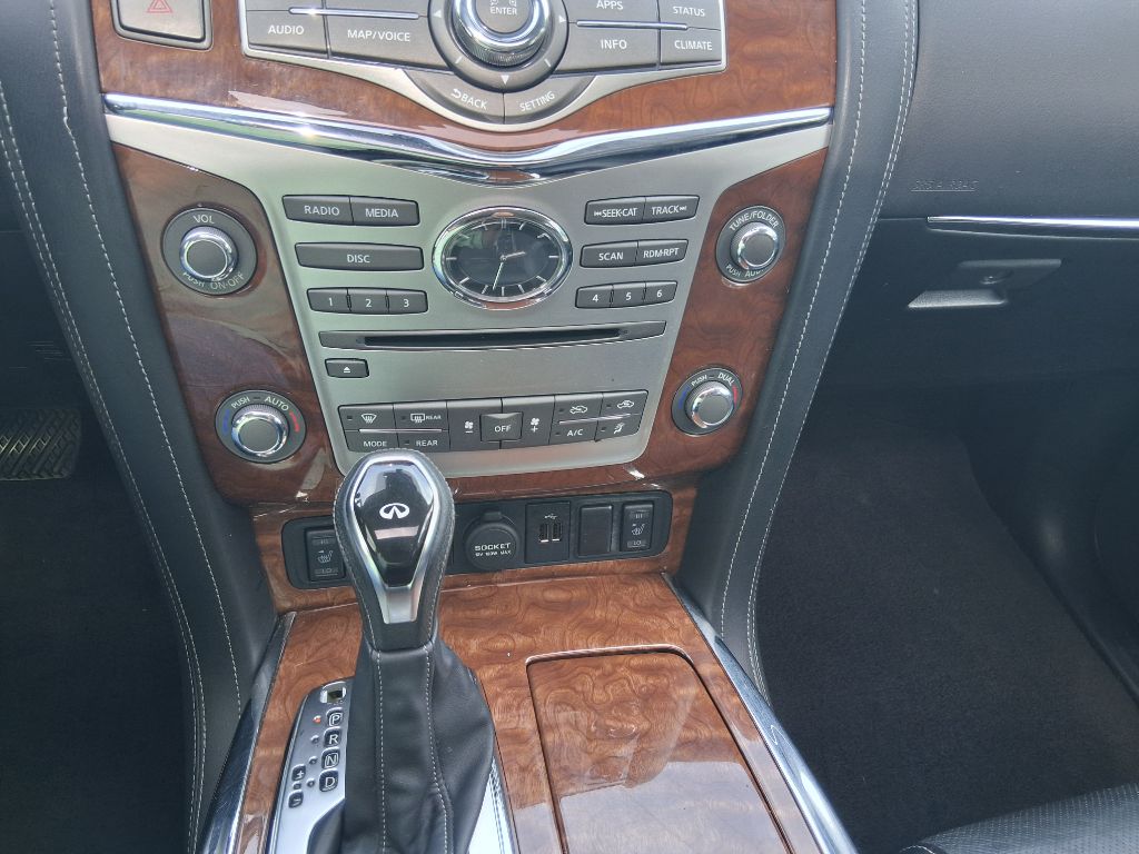 Photo 15 of this INFINITI QX80