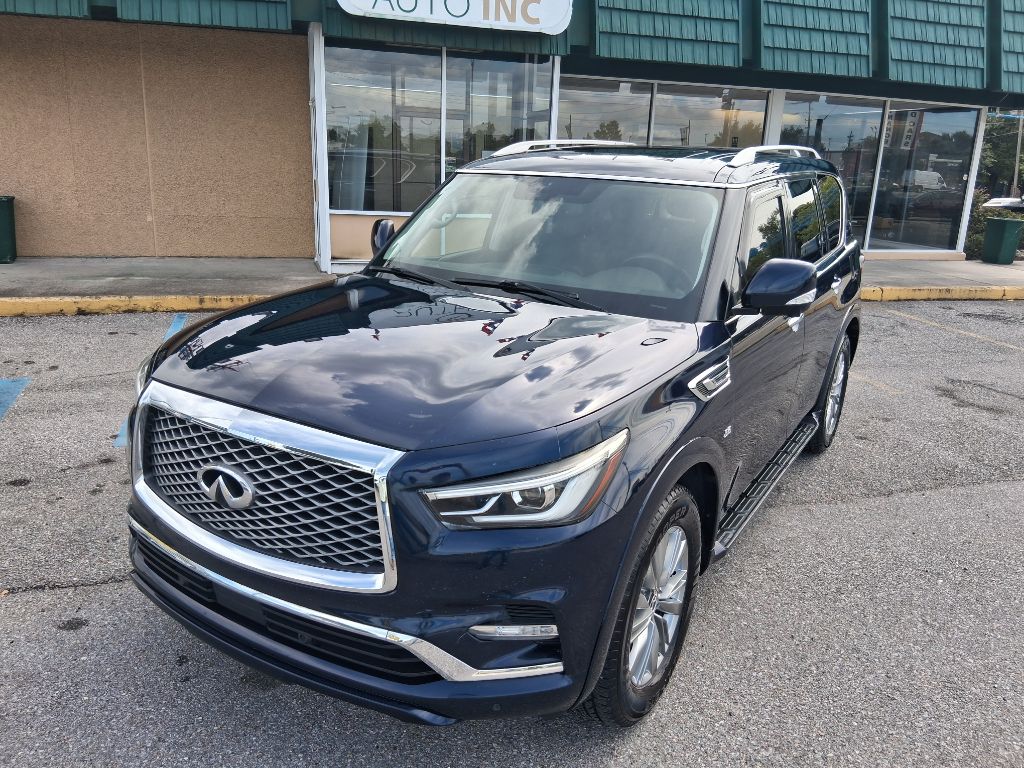 Photo 2 of this INFINITI QX80