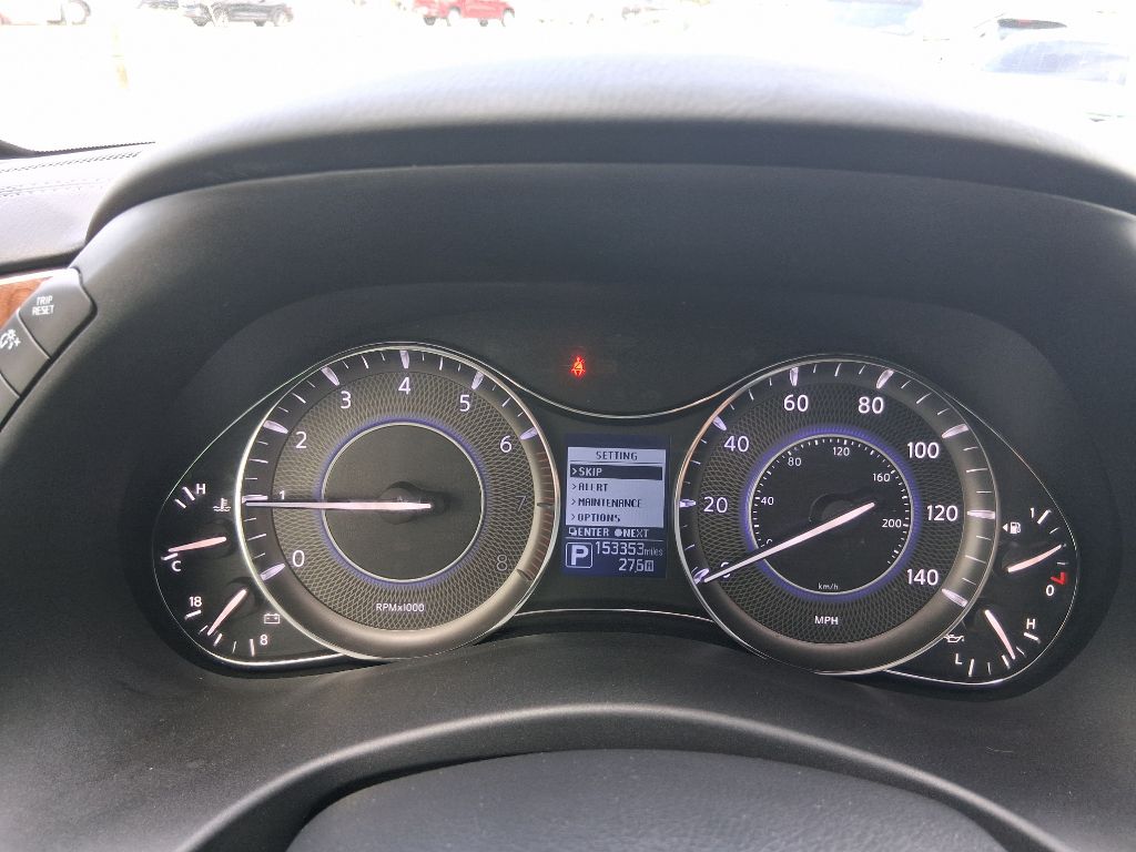 Photo 13 of this INFINITI QX80