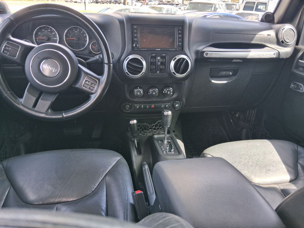 Photo 8 of this JEEP WRANGLER UNLIMI