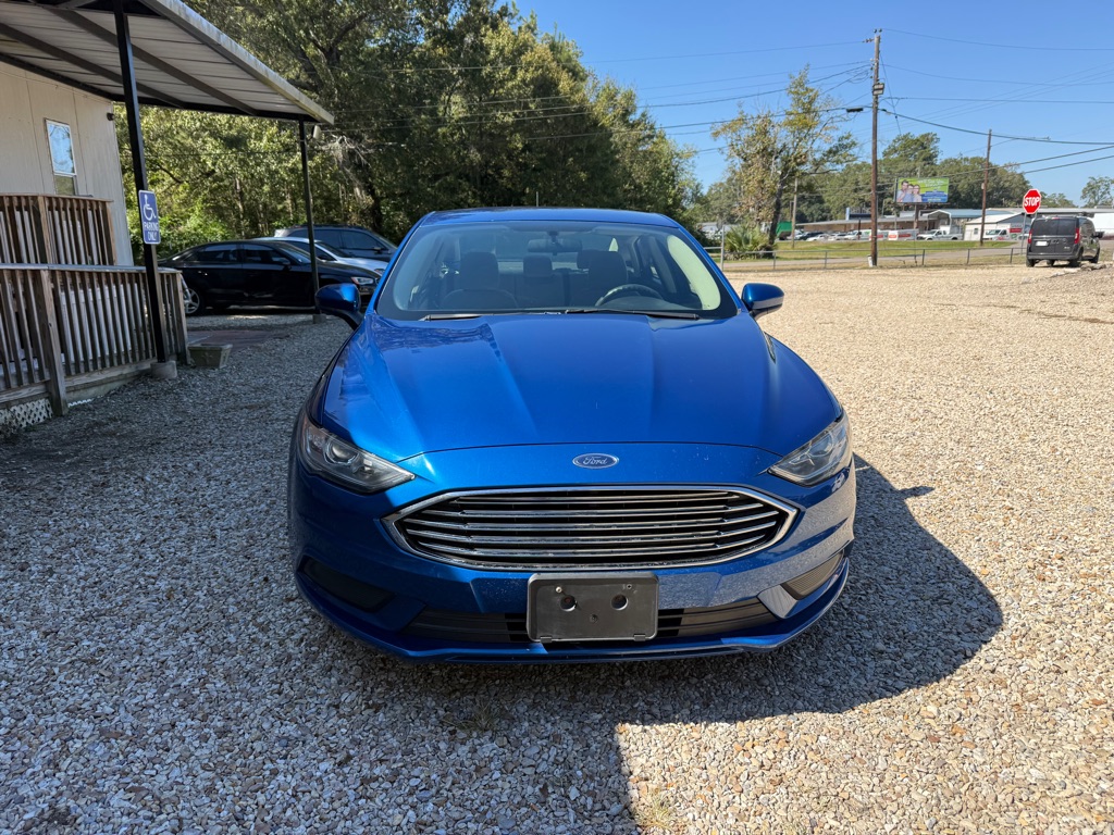 Photo 2 of this FORD FUSION