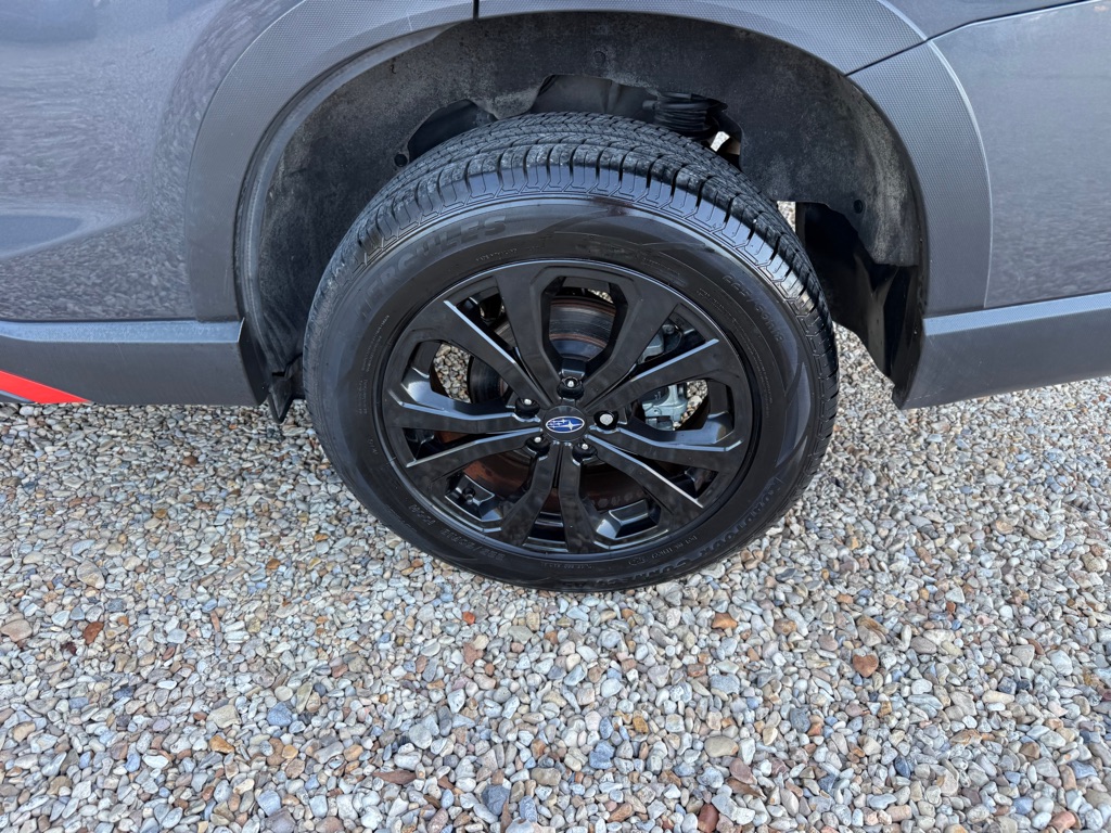 Photo 28 of this SUBARU FORESTER