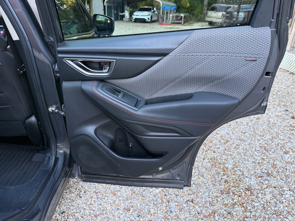 Photo 25 of this SUBARU FORESTER