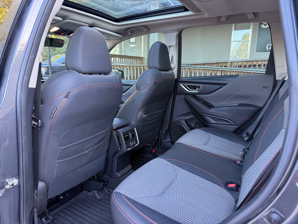 Photo 13 of this SUBARU FORESTER