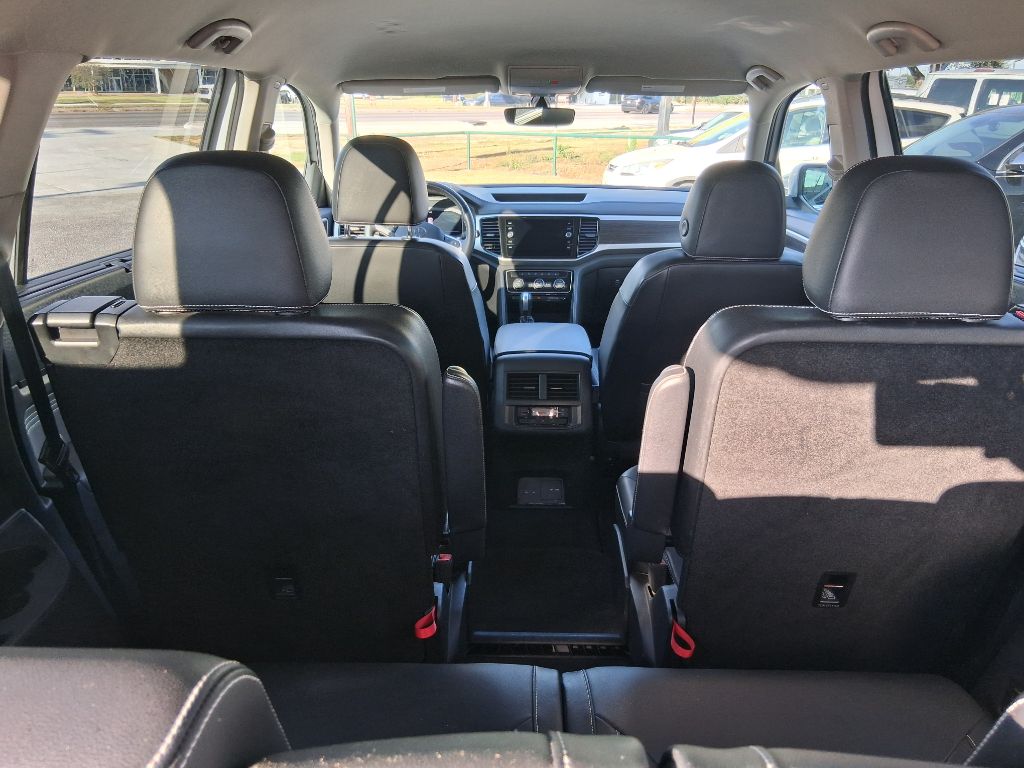 Photo 16 of this VOLKSWAGEN ATLAS