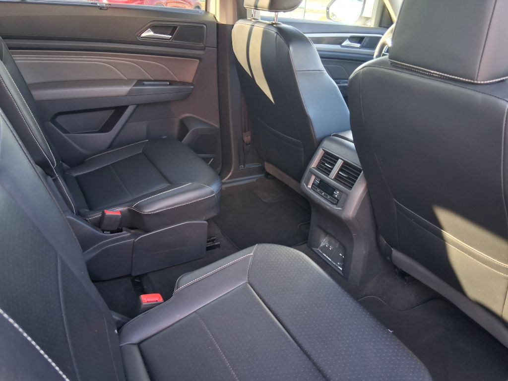 Photo 12 of this VOLKSWAGEN ATLAS