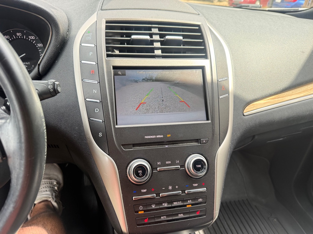 Photo 24 of this LINCOLN MKC
