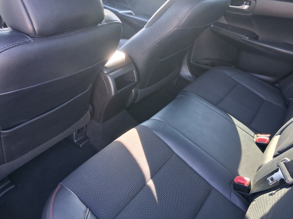 Photo 7 of this TOYOTA CAMRY