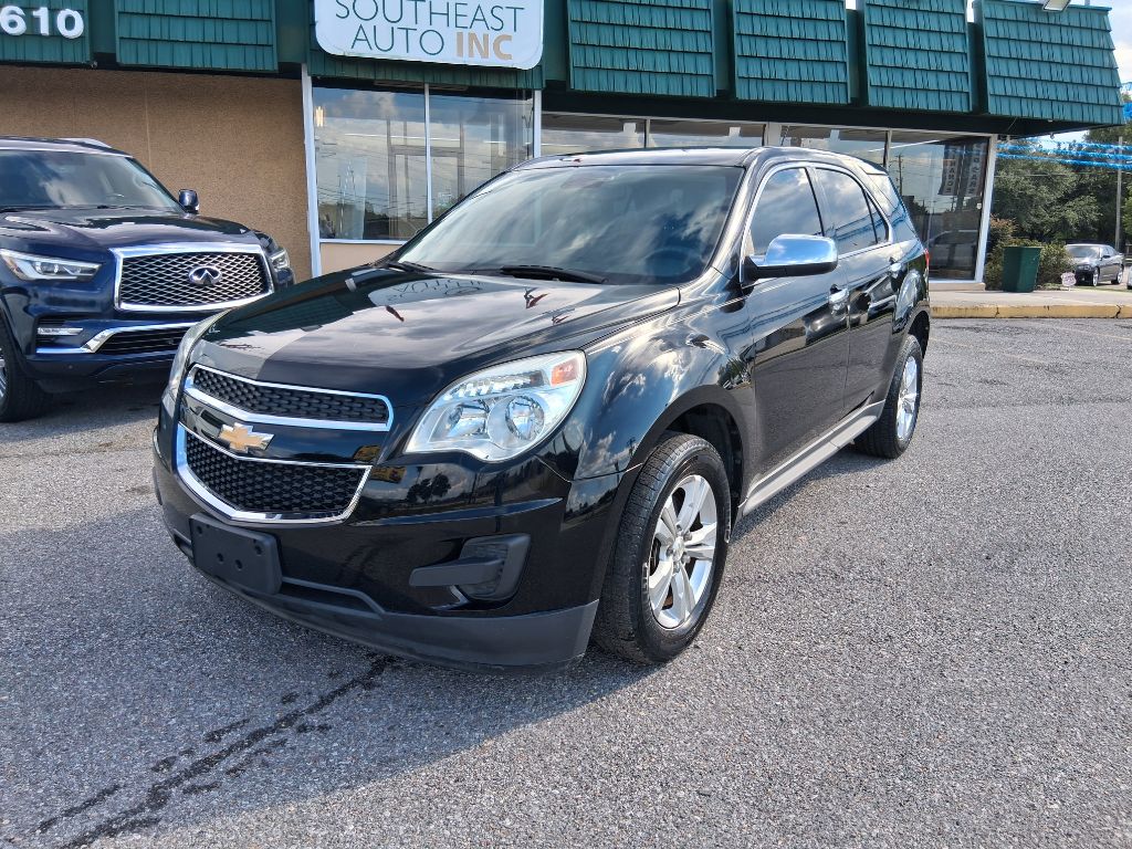 Photo 2 of this CHEVROLET EQUINOX