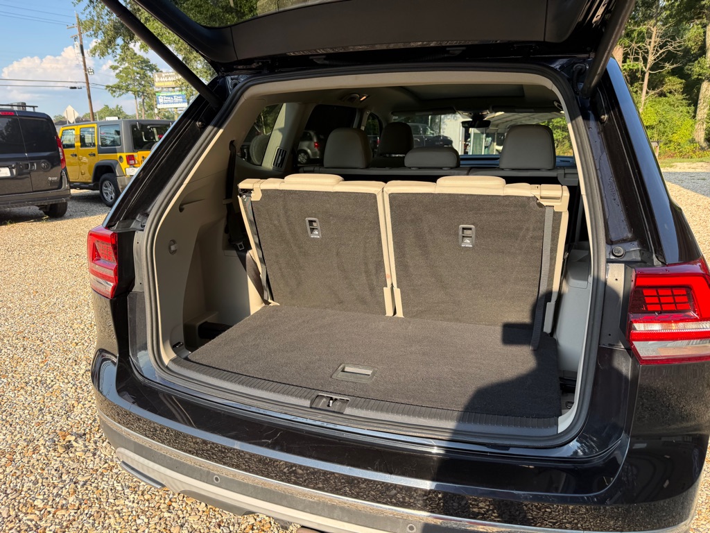 Photo 14 of this VOLKSWAGEN ATLAS