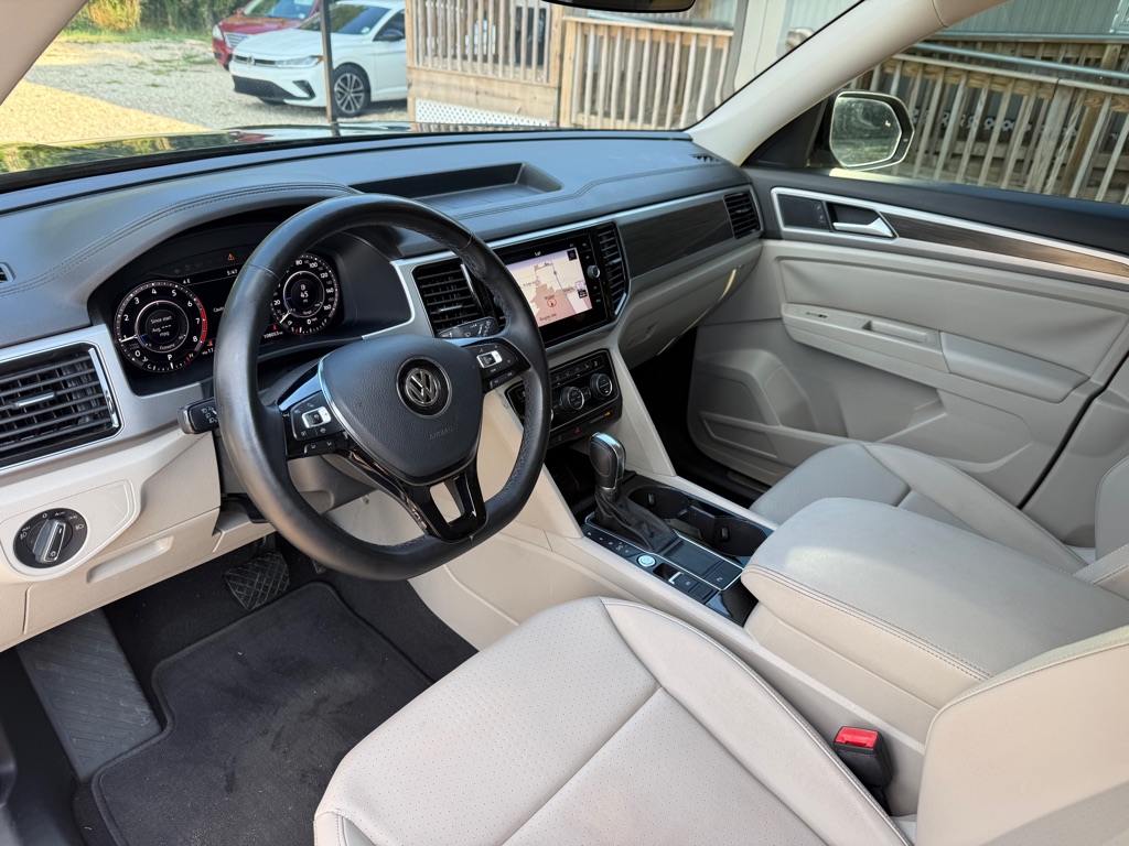 Photo 10 of this VOLKSWAGEN ATLAS