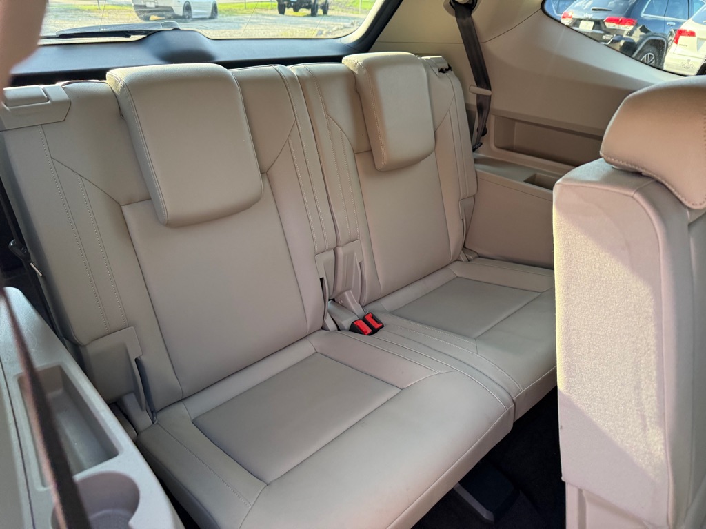 Photo 19 of this VOLKSWAGEN ATLAS