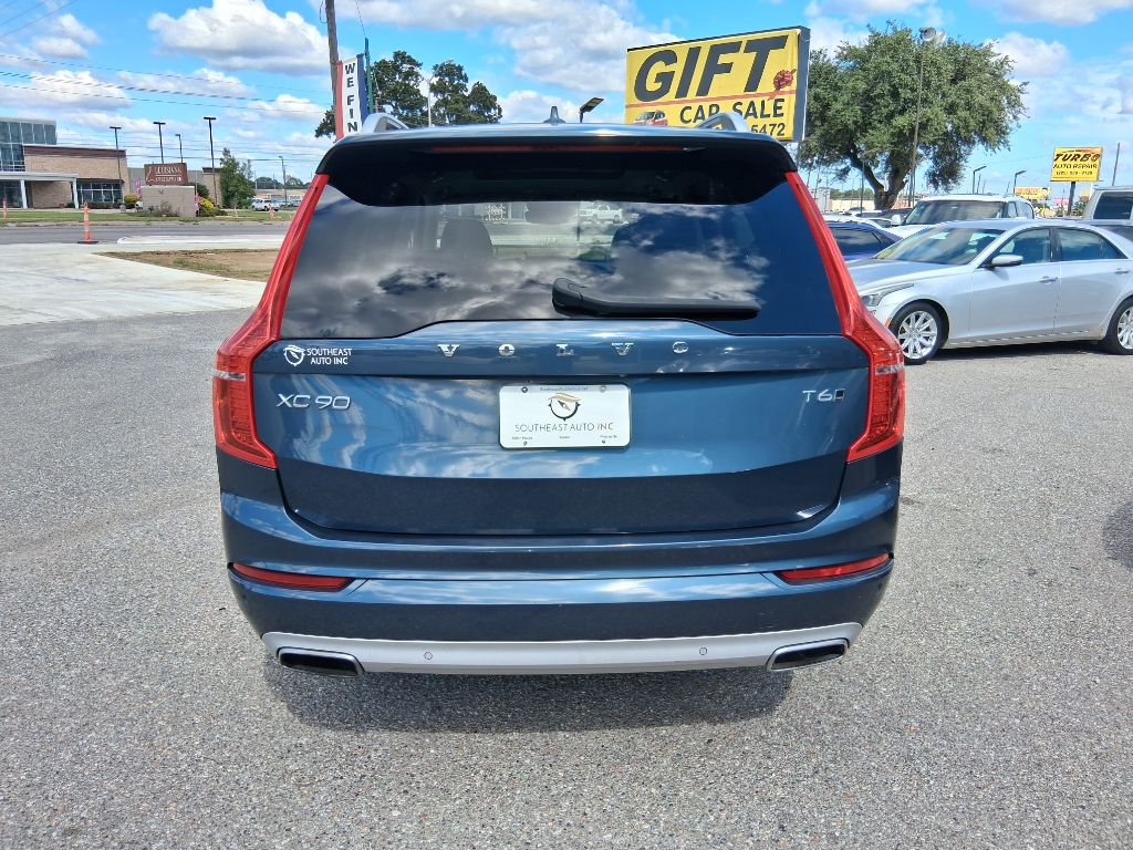 Photo 7 of this VOLVO XC90