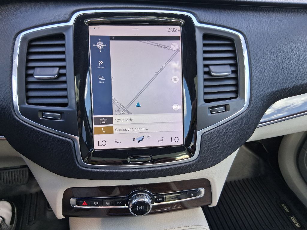 Photo 23 of this VOLVO XC90