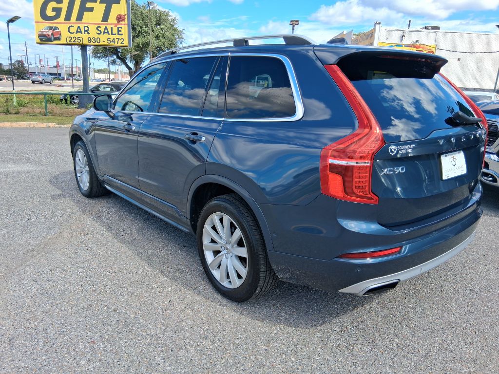 Photo 5 of this VOLVO XC90
