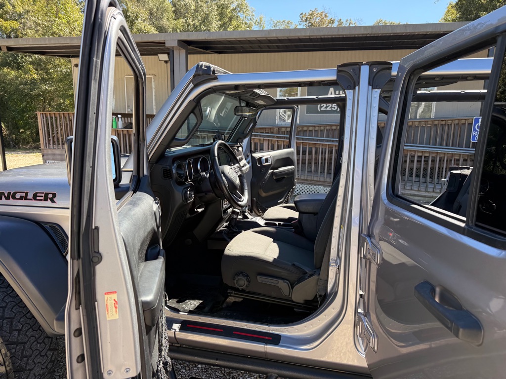 Photo 7 of this JEEP WRANGLER UNLIMI