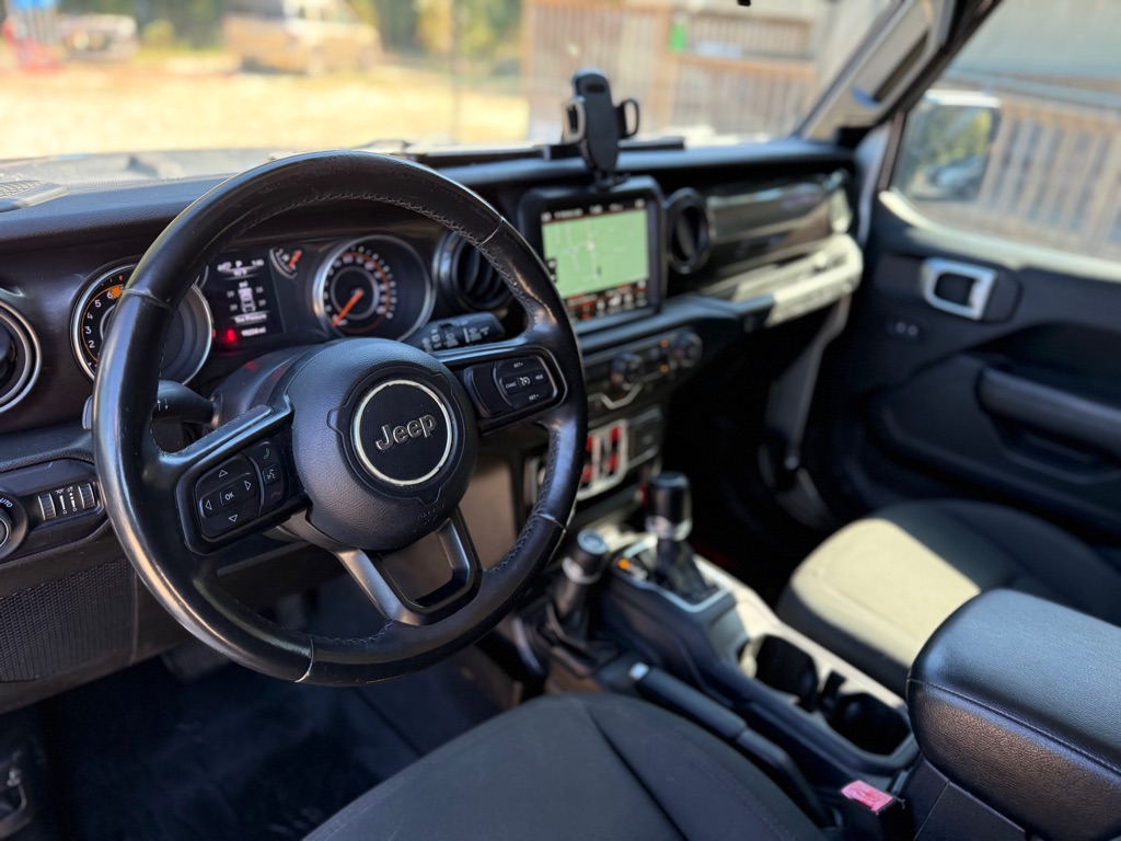 Photo 13 of this JEEP WRANGLER UNLIMI