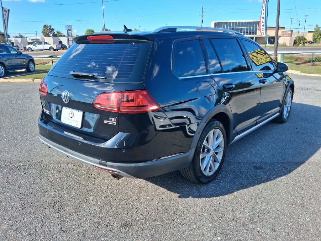Photo 4 of this VOLKSWAGEN GOLF ALLTRACK