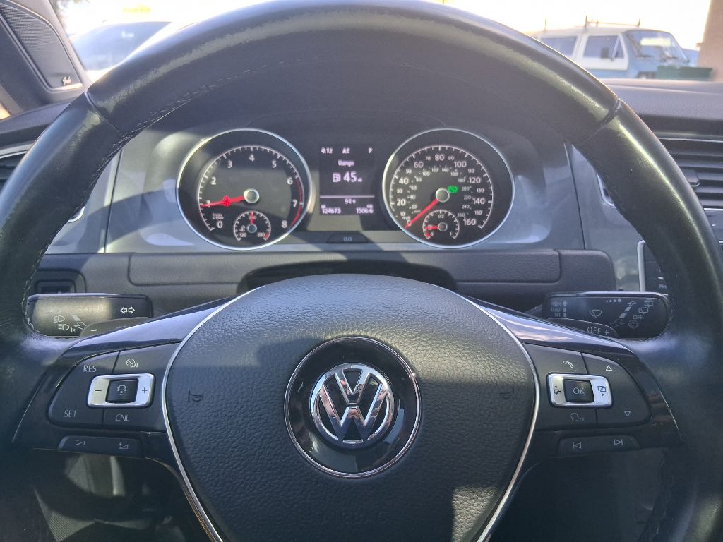 Photo 15 of this VOLKSWAGEN GOLF ALLTRACK