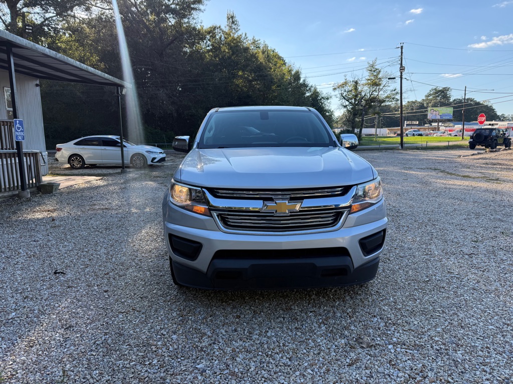 Photo 2 of this CHEVROLET COLORADO
