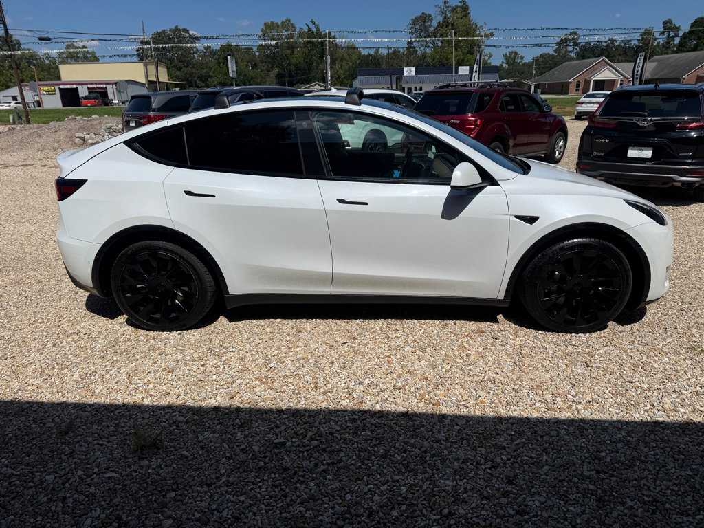 Photo 4 of this TESLA MODEL Y