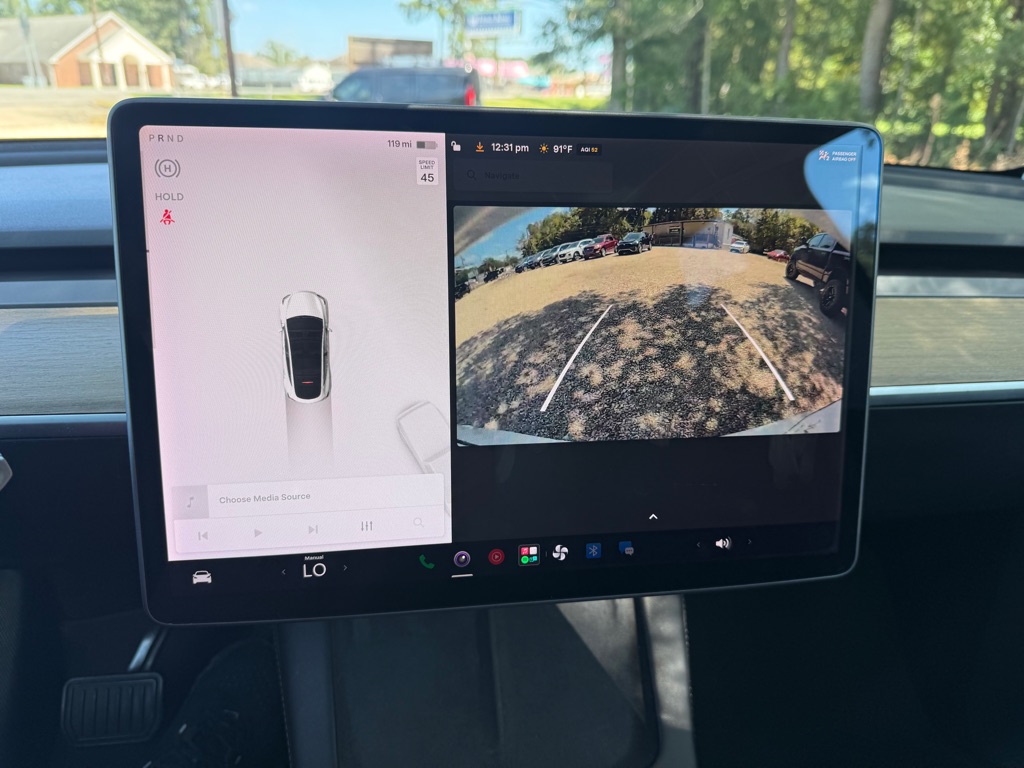 Photo 27 of this TESLA MODEL Y