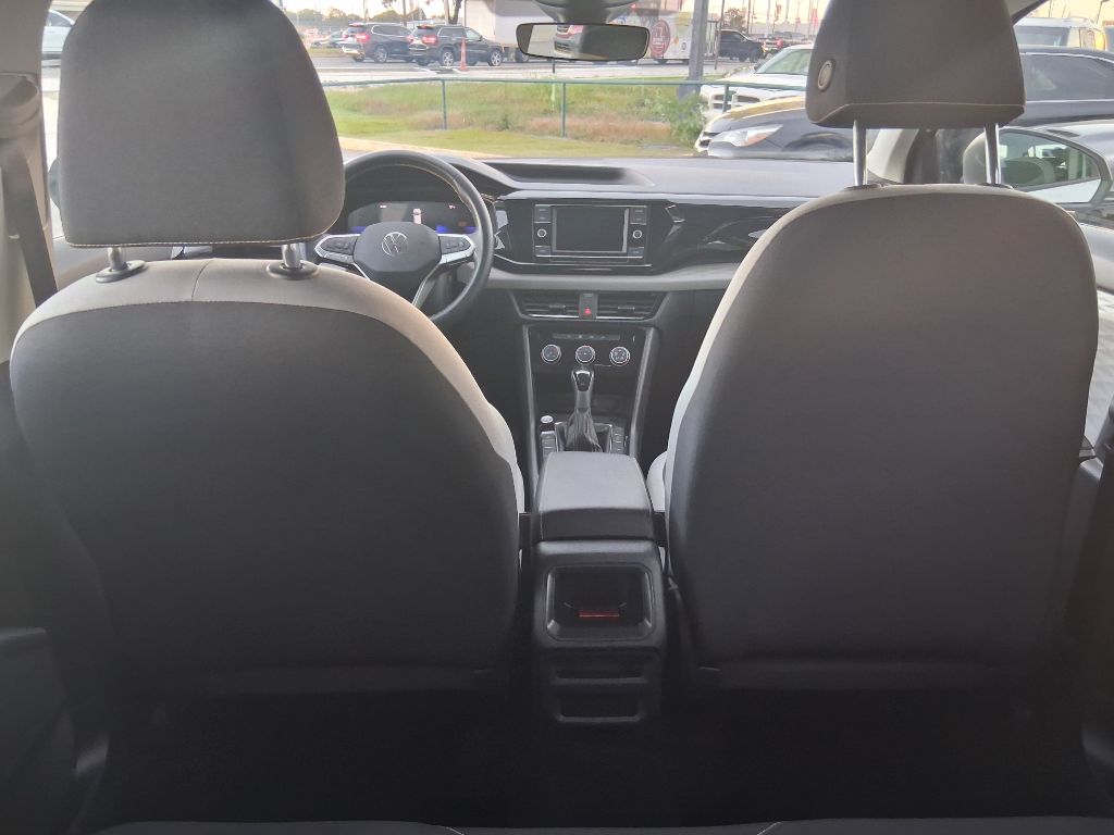 Photo 10 of this VOLKSWAGEN TAOS