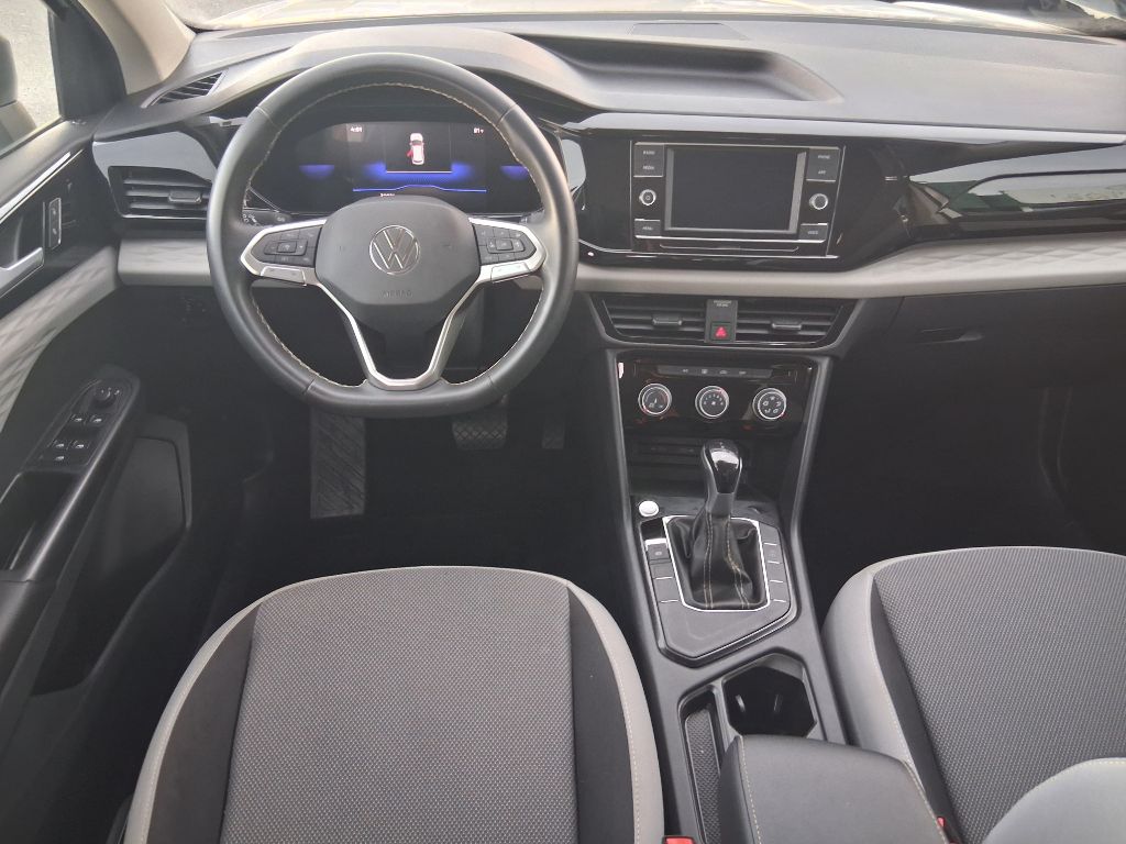 Photo 11 of this VOLKSWAGEN TAOS