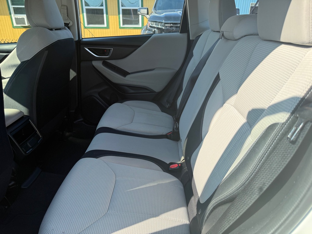 Photo 11 of this SUBARU FORESTER