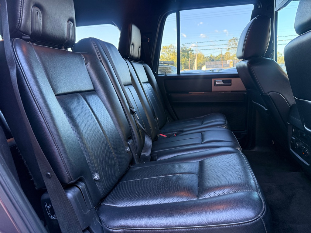 Photo 17 of this FORD EXPEDITION