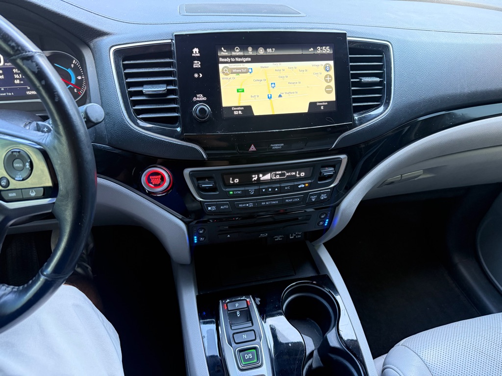 Photo 25 of this HONDA PILOT