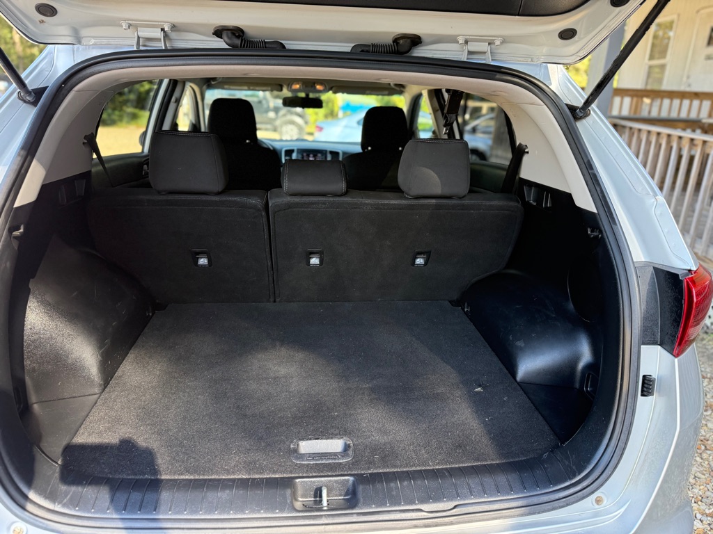 Photo 14 of this KIA SPORTAGE