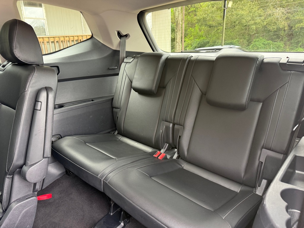 Photo 13 of this VOLKSWAGEN ATLAS