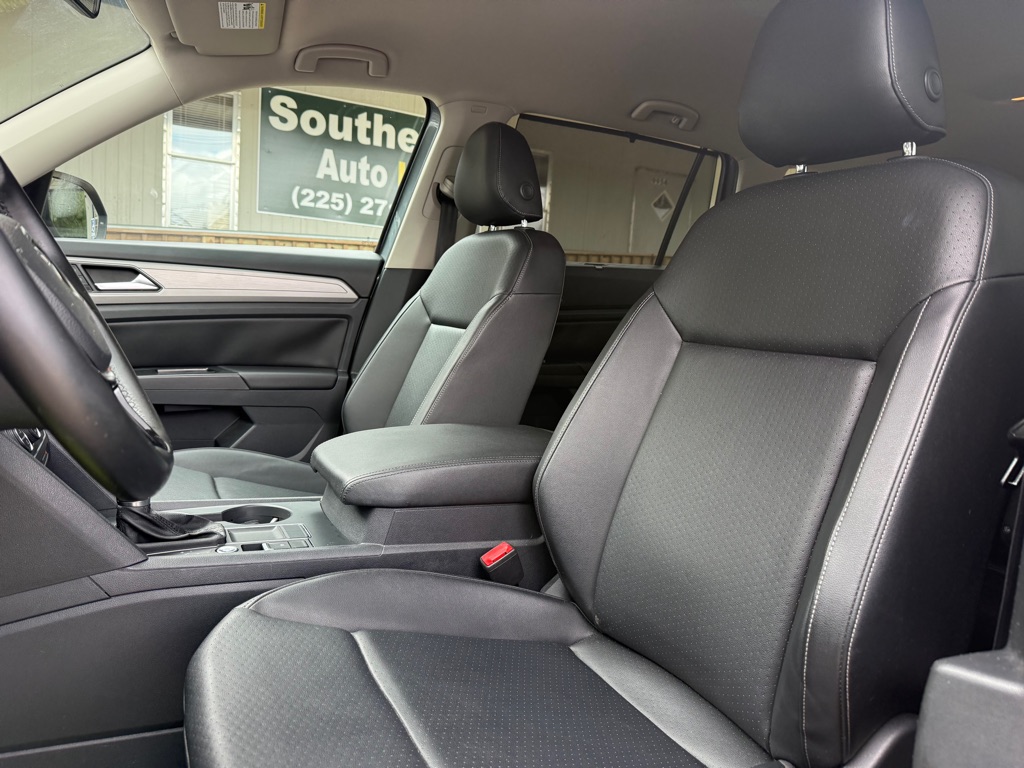 Photo 9 of this VOLKSWAGEN ATLAS
