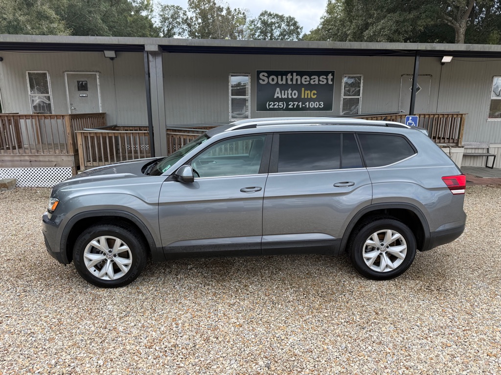 Photo 8 of this VOLKSWAGEN ATLAS