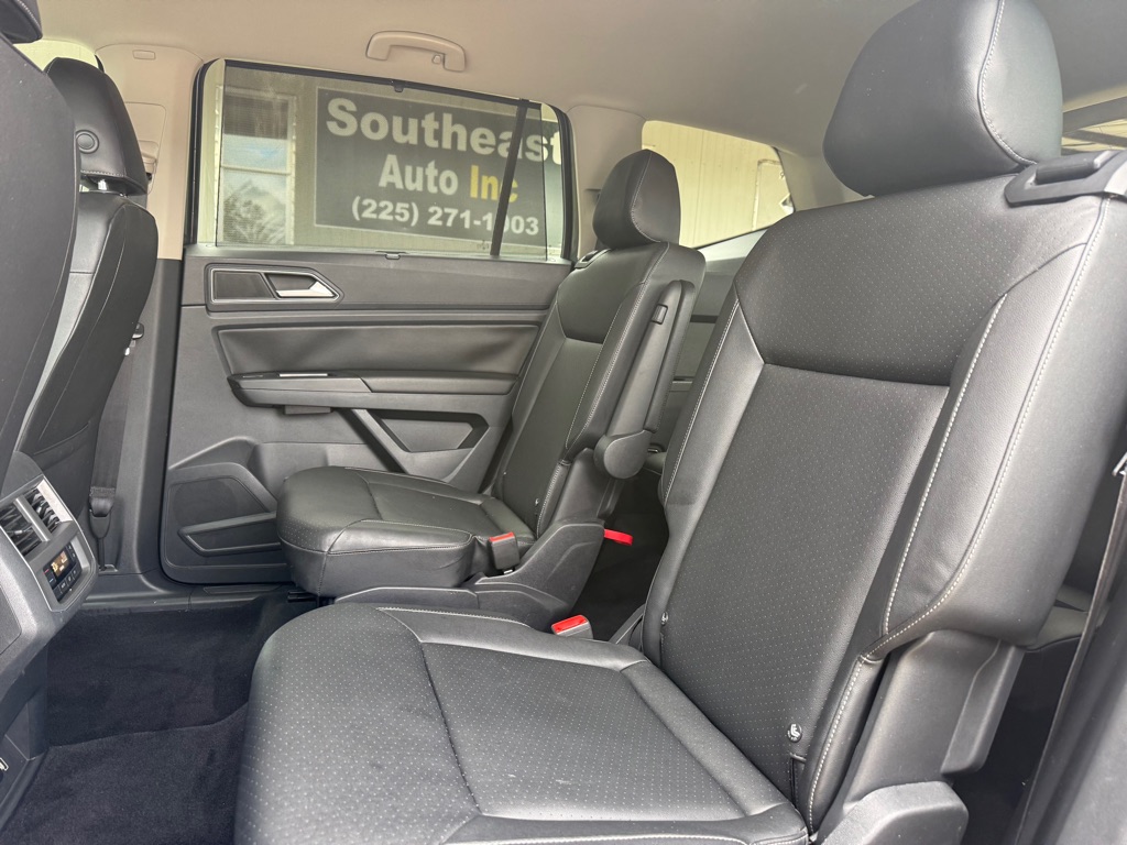 Photo 11 of this VOLKSWAGEN ATLAS