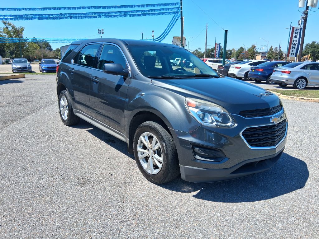 Photo 5 of this CHEVROLET EQUINOX
