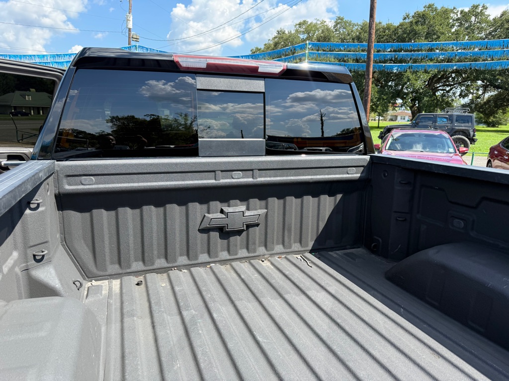 Photo 17 of this CHEVROLET SILVERADO 1500