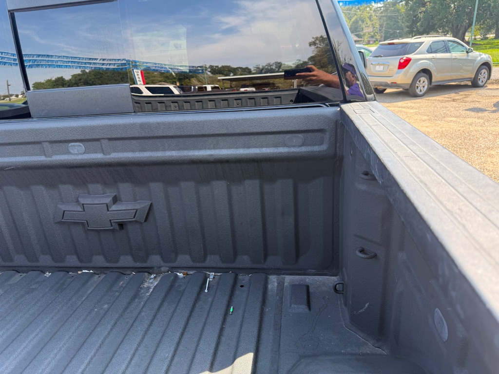 Photo 31 of this CHEVROLET SILVERADO 1500