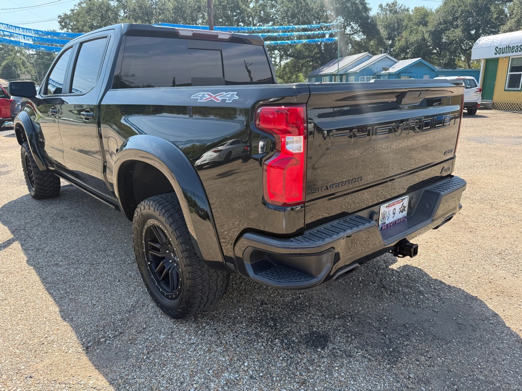Photo 32 of this CHEVROLET SILVERADO 1500