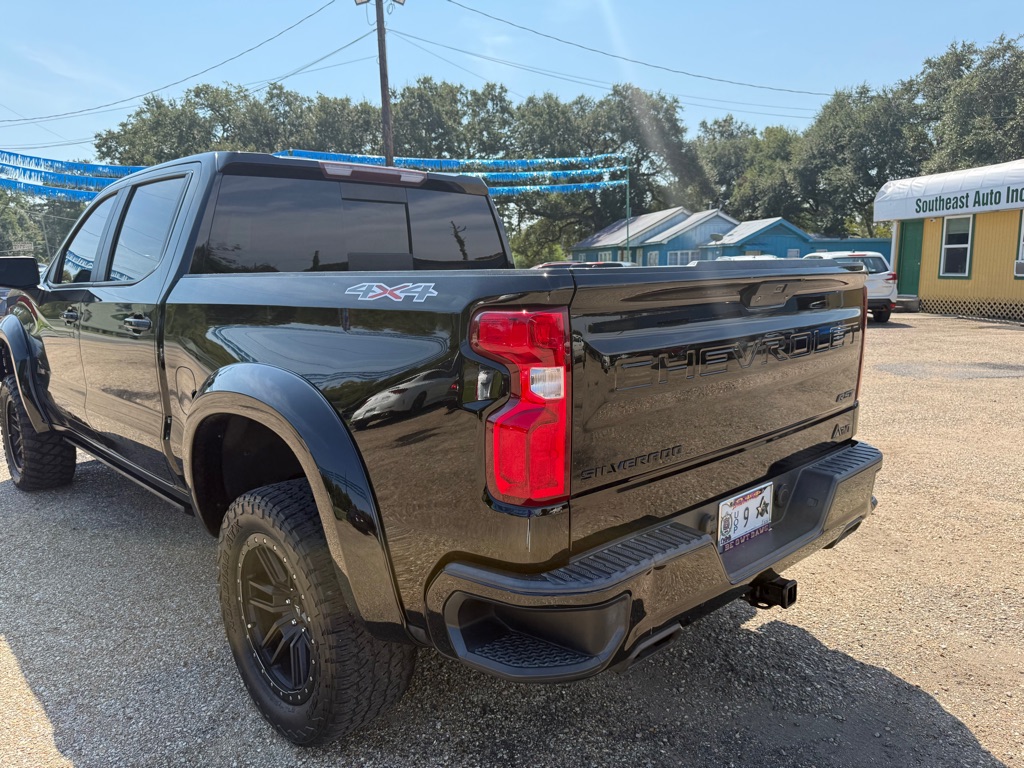 Photo 33 of this CHEVROLET SILVERADO 1500