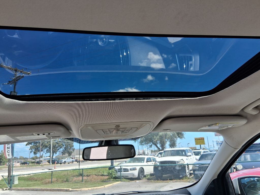 Photo 10 of this FORD ESCAPE