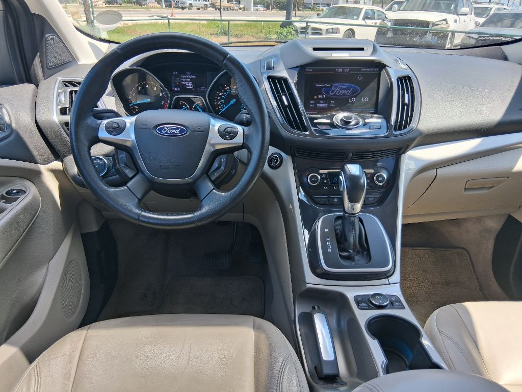 Photo 7 of this FORD ESCAPE