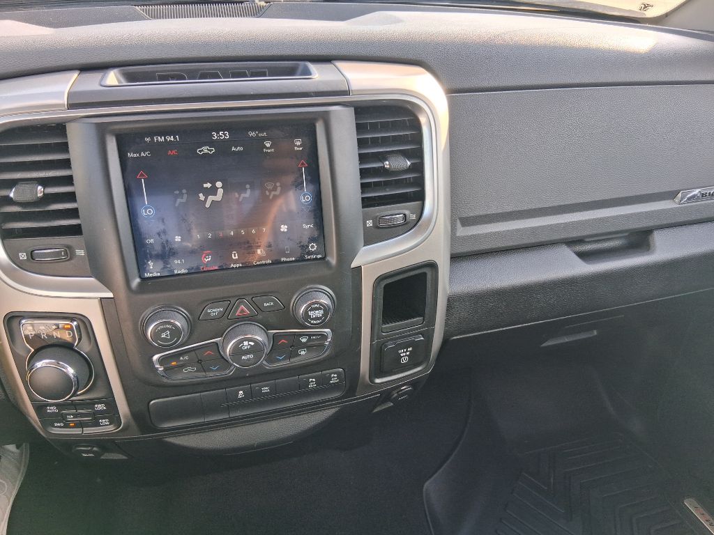 Photo 12 of this RAM 1500 CLASSIC