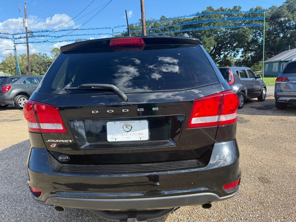Photo 6 of this DODGE JOURNEY
