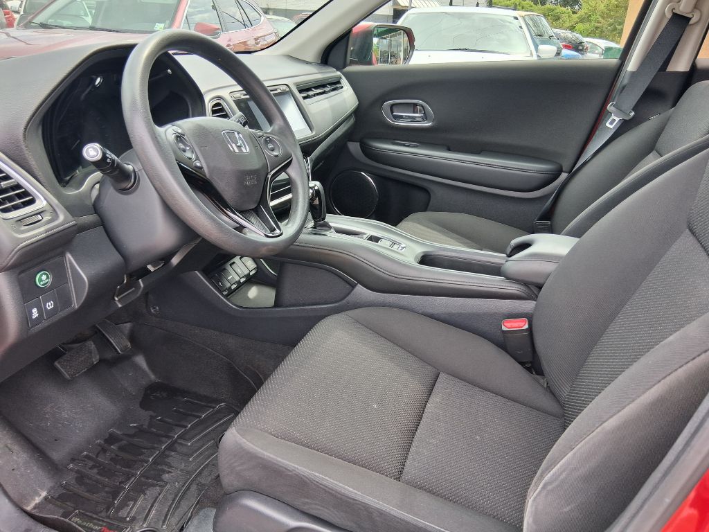 Photo 8 of this HONDA HR-V