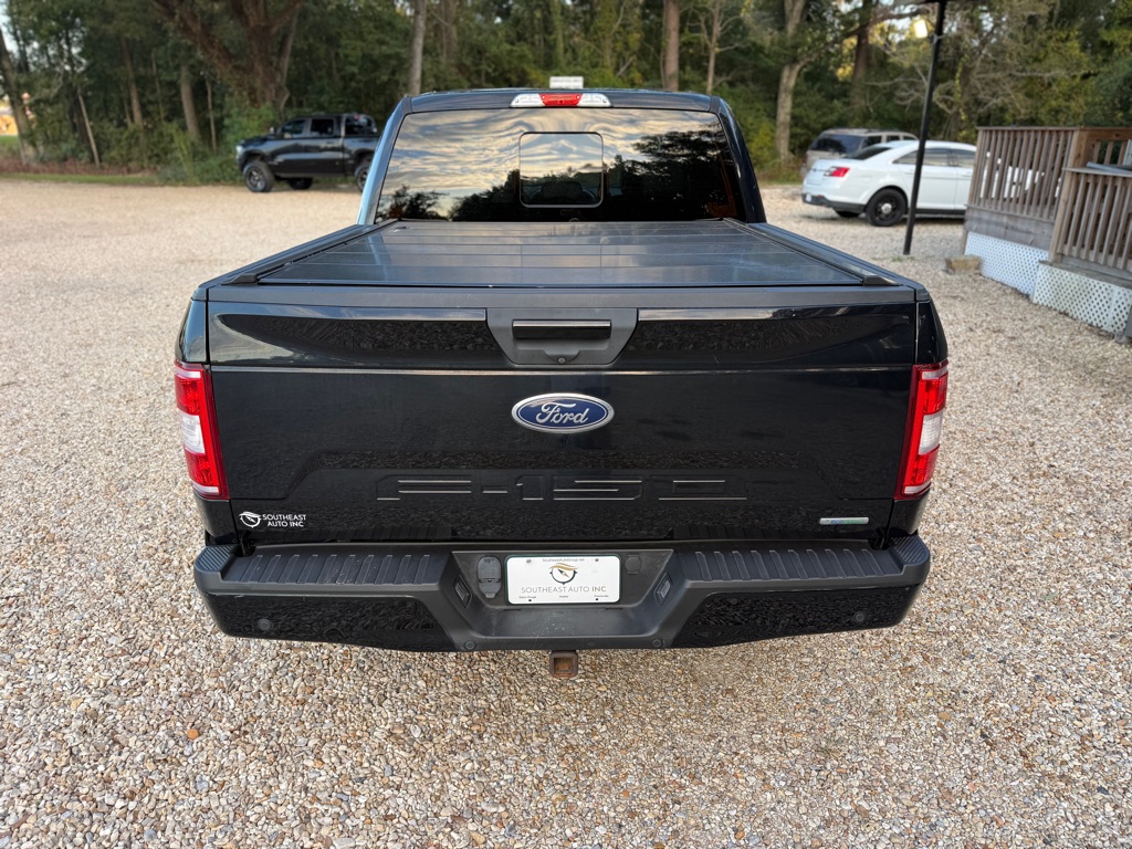 Photo 5 of this FORD F150