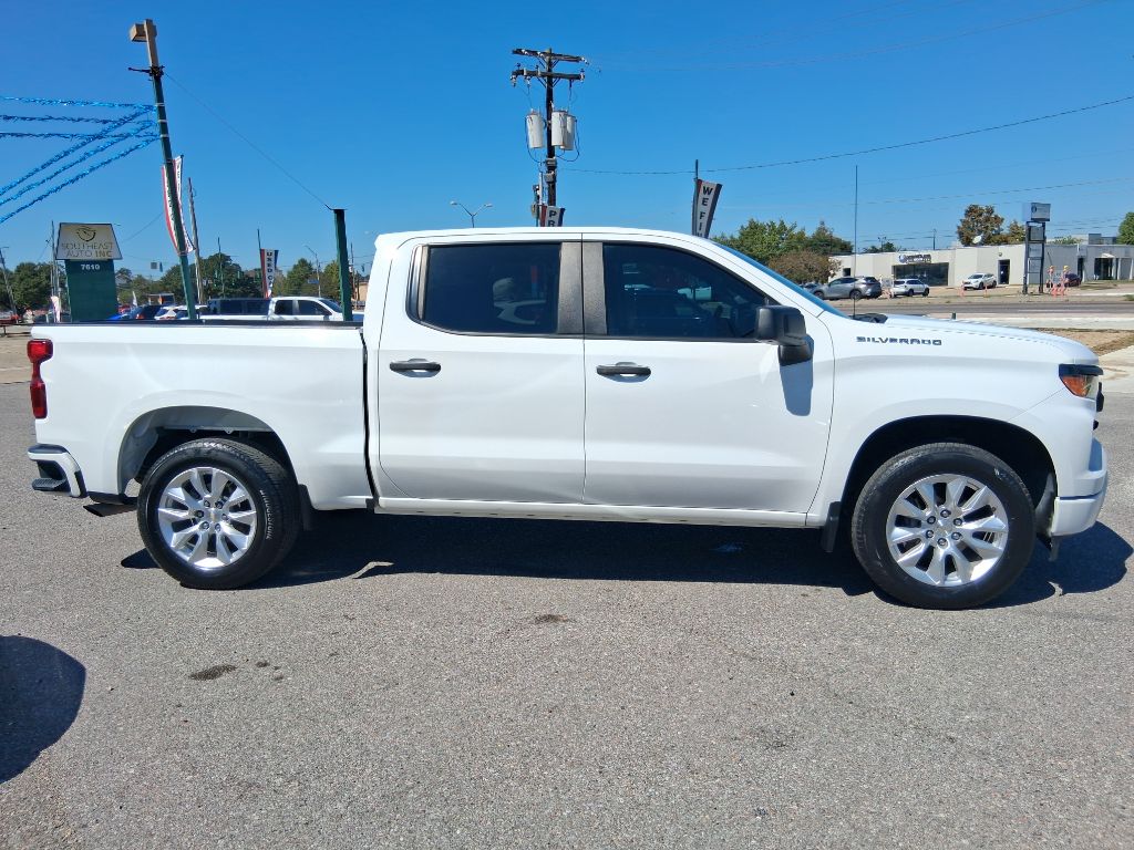 Photo 3 of this CHEVROLET SILVERADO 1500