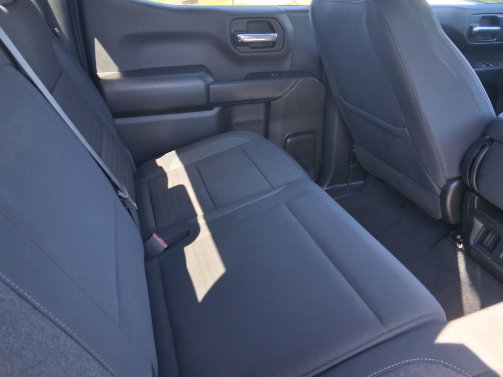 Photo 12 of this CHEVROLET SILVERADO 1500