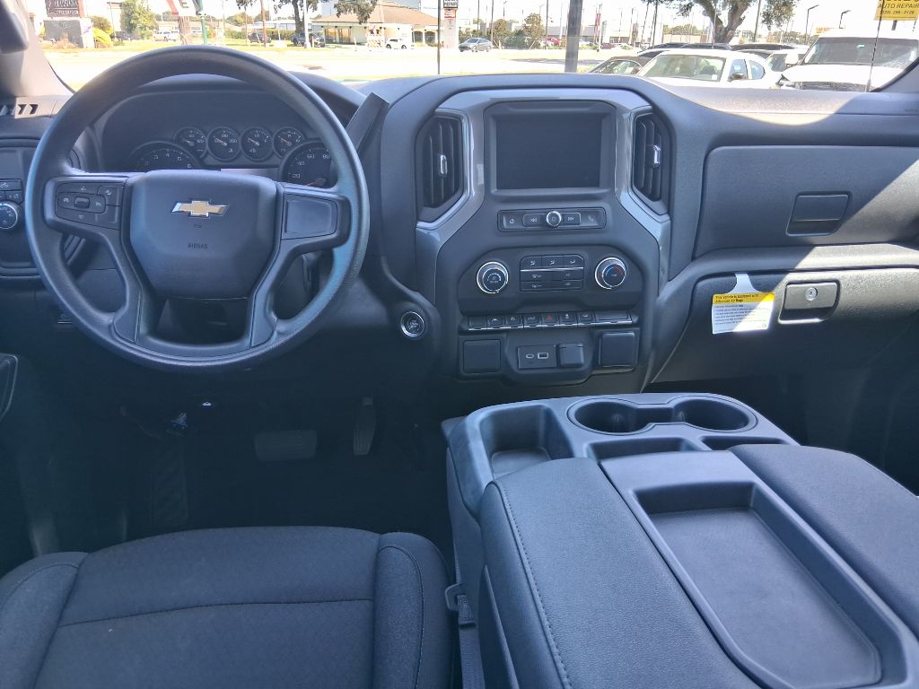 Photo 9 of this CHEVROLET SILVERADO 1500